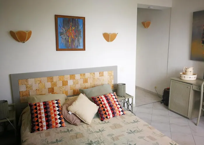 Levolle Marine Szálloda 3*